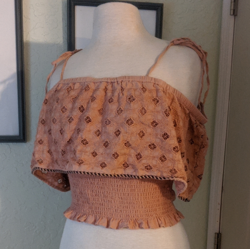 American Eagle off the shoulder top